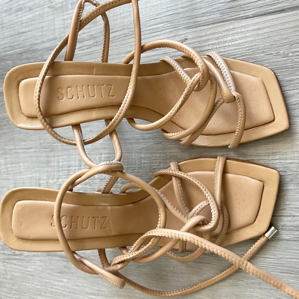 Schutz High Heels NWT